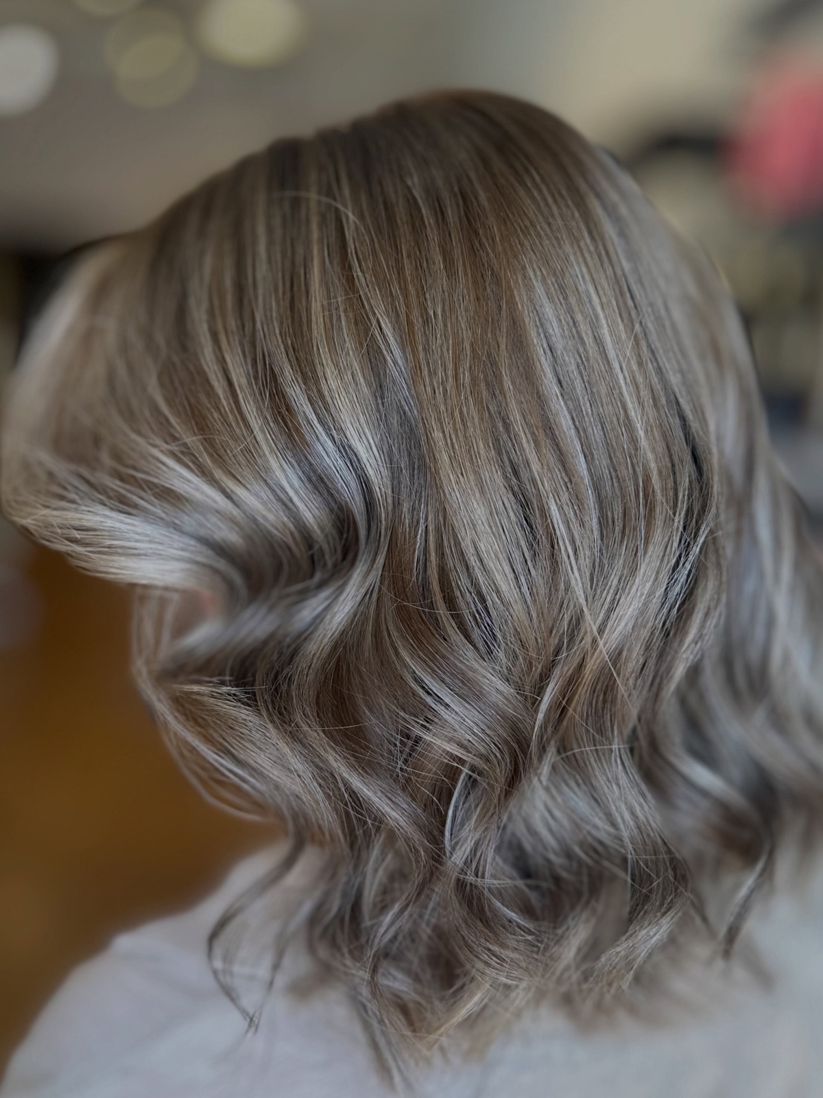 RD HårDesign – Balayage med lowlights, Wella